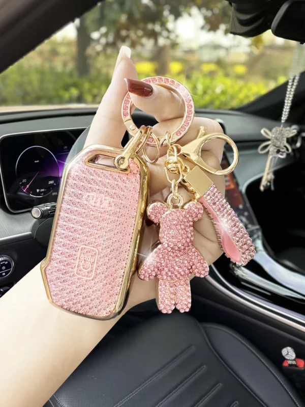 Fashionable men's and women's exquisite women's high-end full diamond pink bear keychain+car pink diamond anti drop key case+sui