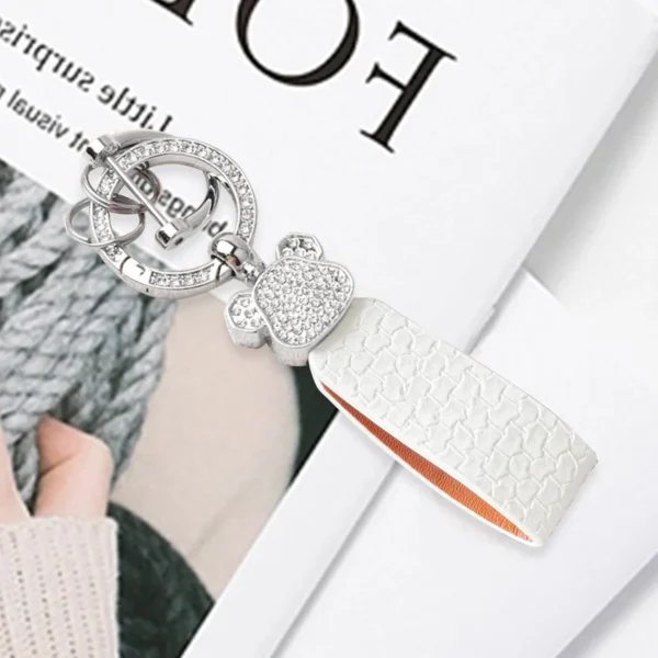 Luxury Diamond Setting Bear Head Car Keychain Fashion Leather Keyring Bag Anti-loss Pendant Home Supplies Men Women Birthday Gif