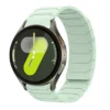 02 Light mint